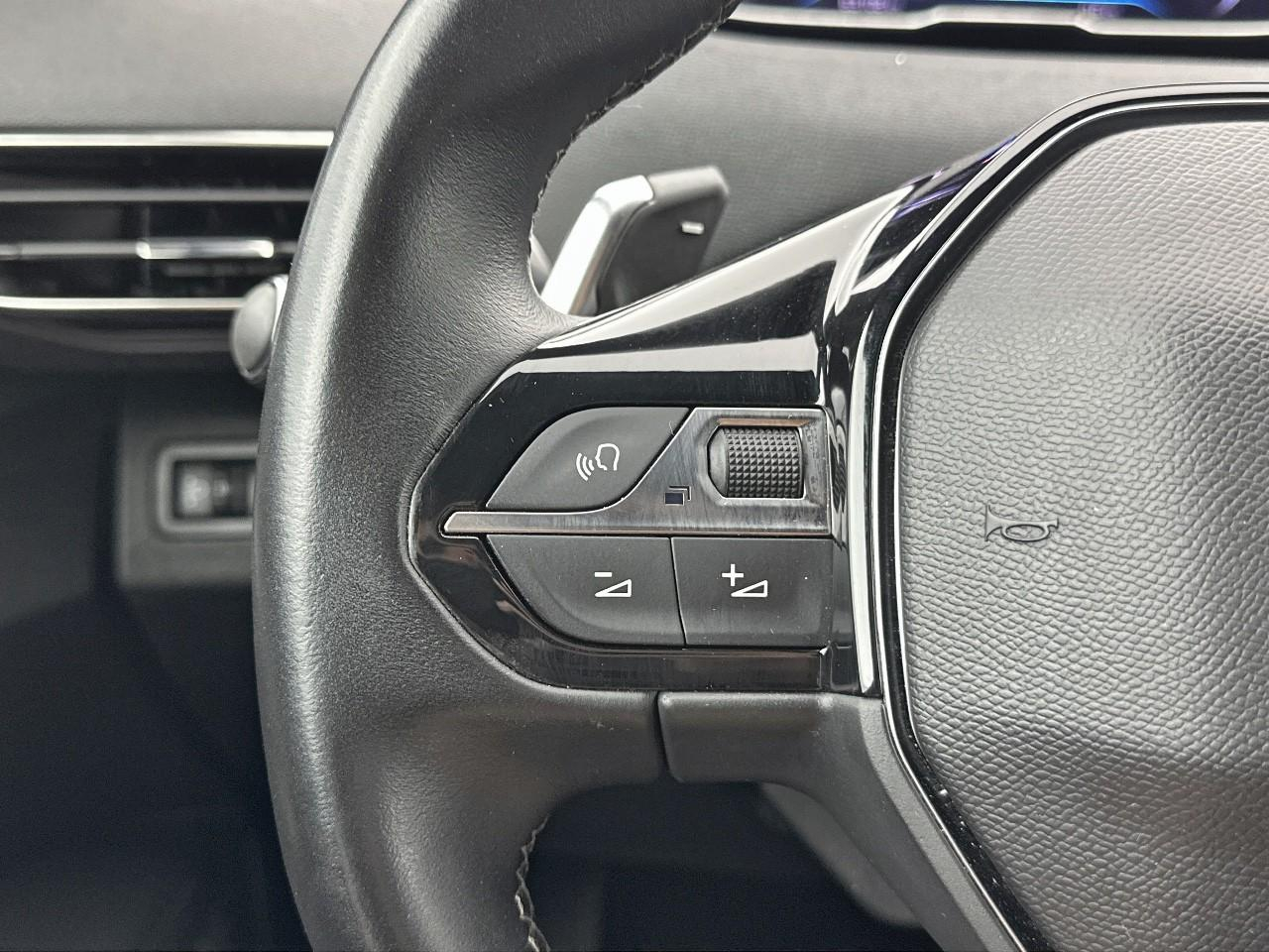 Peugeot 3008 puretech 130ch s&s eat8 allure pack — photo 20