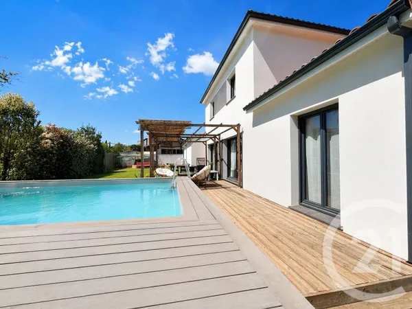 Maison 6 pièces 128 m²
