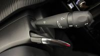Peugeot 2008 1.2 Hybrid 145ch Allure e-DCS6 — photo 24