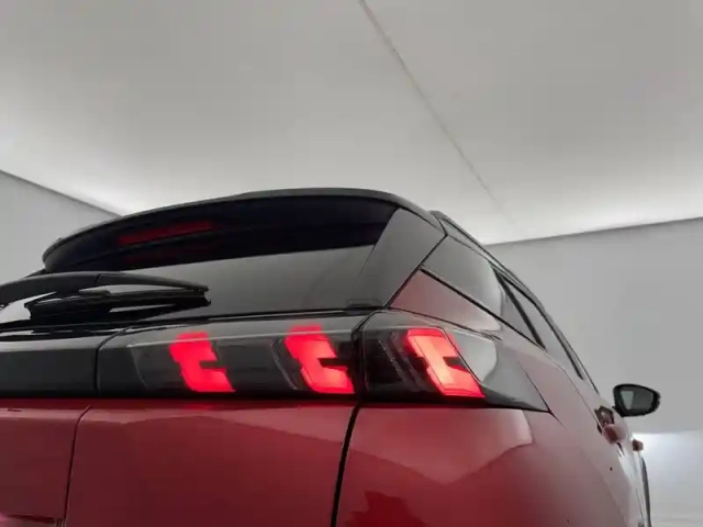 Peugeot 2008 electrique 136 ch — photo 89
