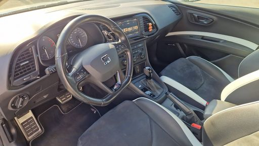 Seat Leon ST 2.0 TSI 290 DSG6 - Cupra – 2016 – 108000 km – Essence – Boîte Automatique — photo 17