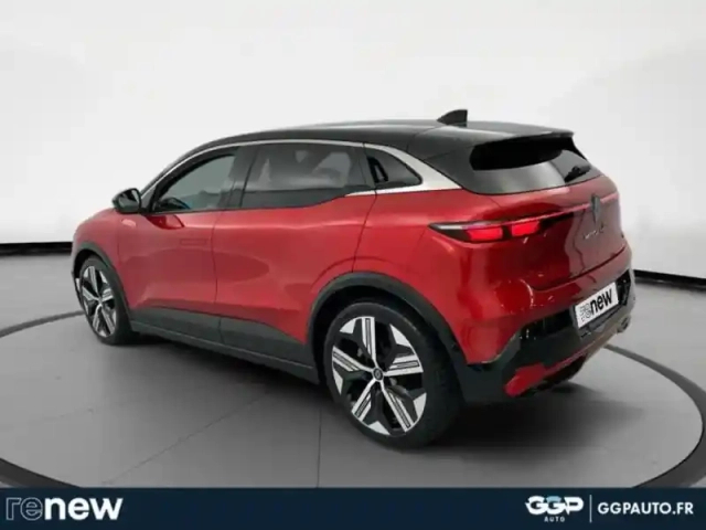 Renault Megane e-tech electric 220ch iconic autonomie confort -24 — photo 3