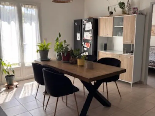 Maison mitoyenne 3 ch avec jardin