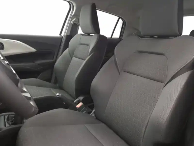 Suzuki Swift 1.2 dualjet hybrid — photo 14