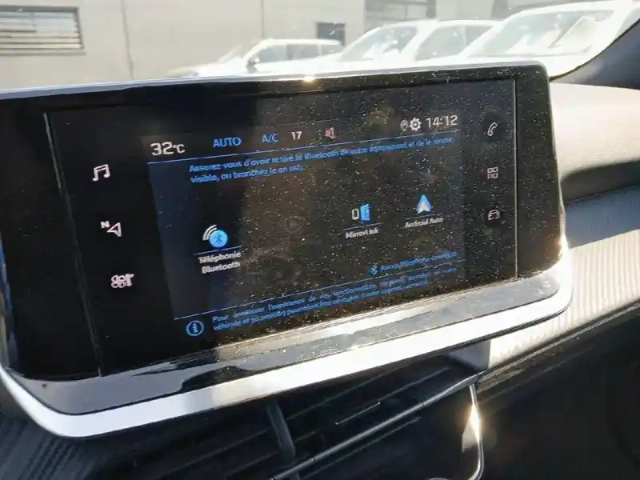 Peugeot 2008 puretech 130 s&amp;s eat8 — photo 18