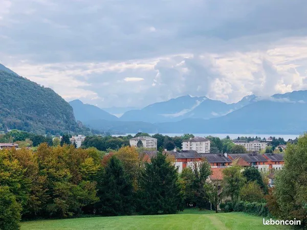 70m2 vue lac & montagnes
