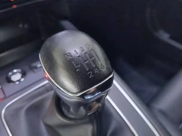Citroën C5 Aircross puretech 130 s&amp;s bvm6 — photo 77