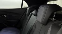 Peugeot 2008 1.2 PureTech 130ch S&S GT EAT8 — photo 13