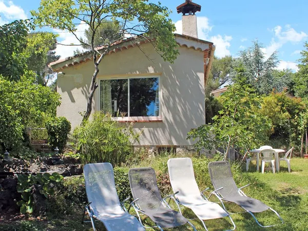 Location meuble Studio / Villa proche Sophia Antipolis