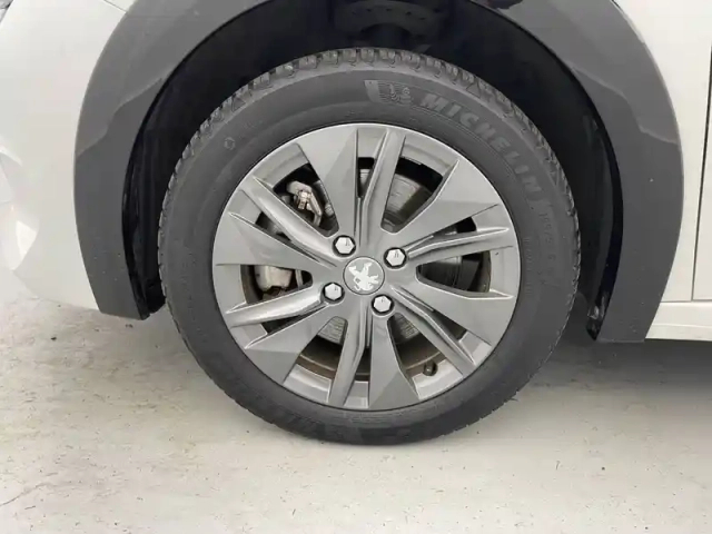 Peugeot 208 electrique 50 kwh 136ch — photo 49