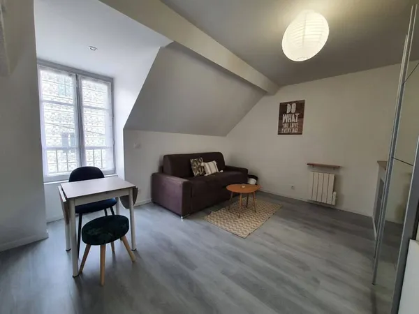 Studio 1 pièce 21 m²