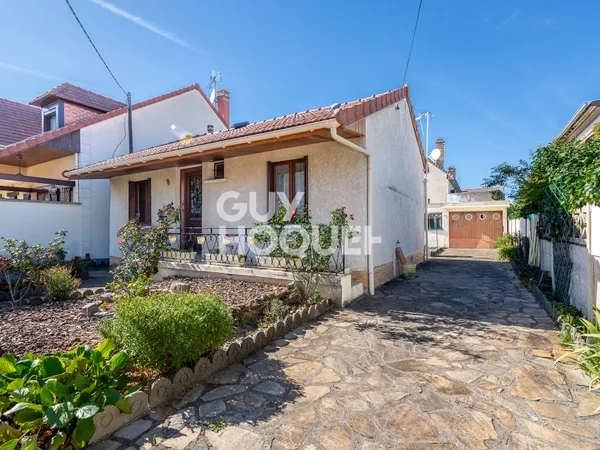MAISON A VENDRE À COEUILLY SUR 320M2 DE TERRAIN