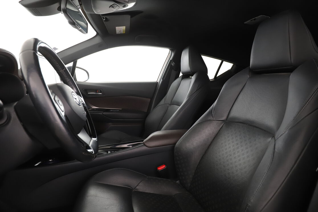 Toyota C-HR 1.8 Hybride Distinctive — photo 9