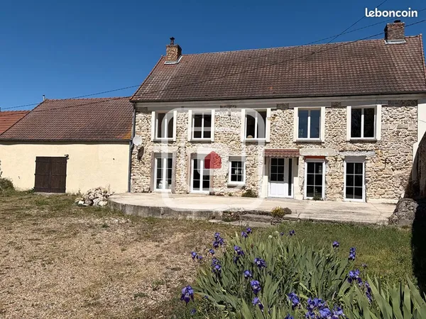 Maison 8 pièces 278 m²
