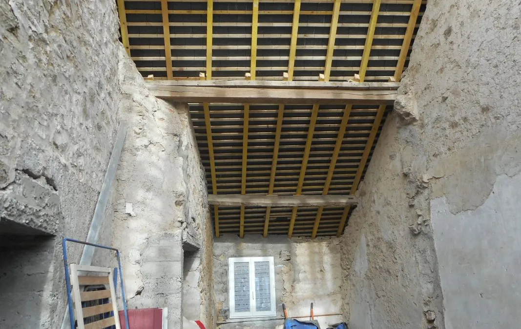 Photo 3