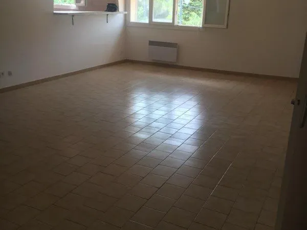 Location à l'année T3 de 90m2