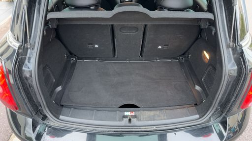 Mini Countryman 1.6 Cooper S 190 ALL4 - Jcw Exterieur – 2015 – 129121 km – Essence – Boîte Manuelle — photo 37