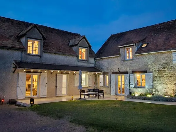 2 maisons avec tennis et piscine