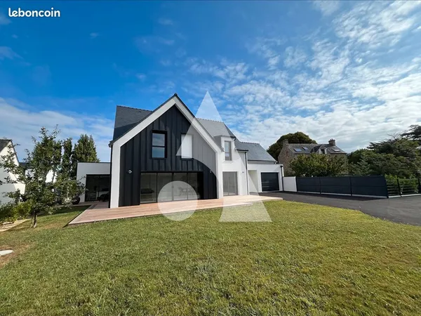 Maison 8 pièces 163 m²