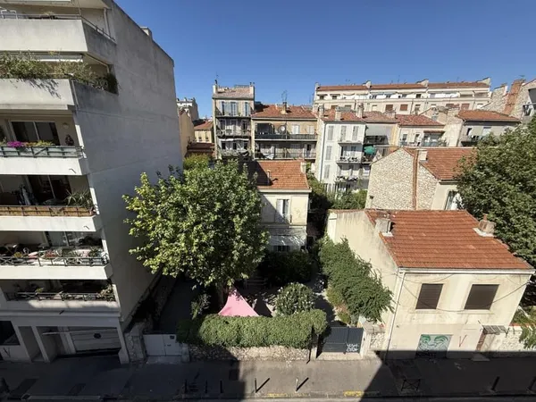 Marseille 5e / Conception - T4 77,45 m² avec balcon - Idéal RP ou investissement colocation 4 chambr