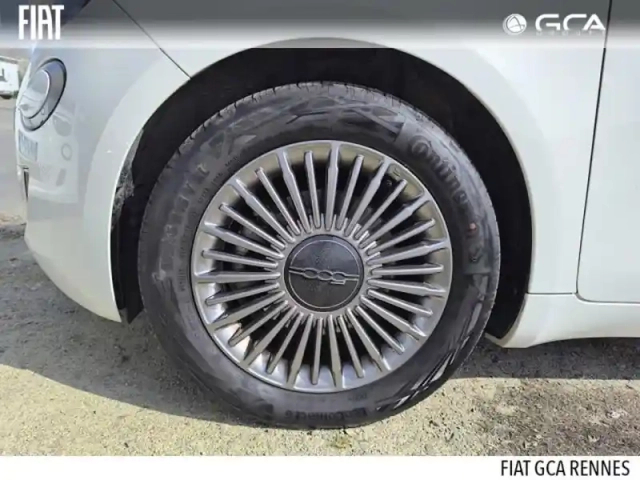 Fiat 500 e 118ch icône — photo 4