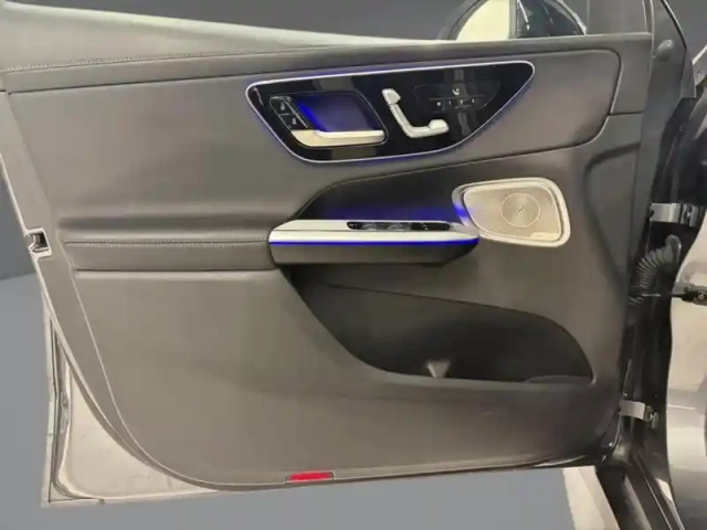 Mercedes Glc 300 e  hybrid eq 4matic am — photo 35