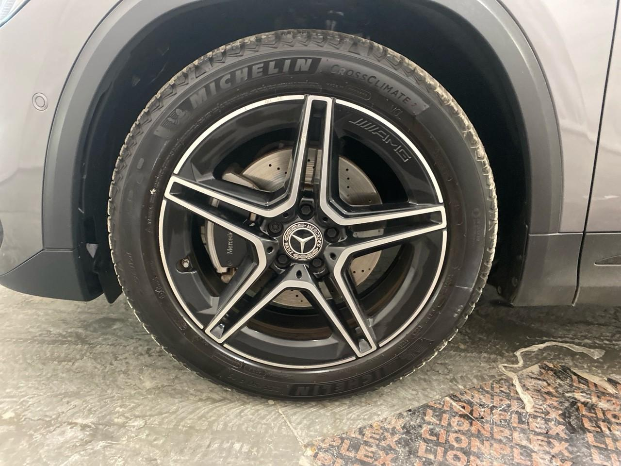 Mercedes Gla 200 d 8g-dct amg line — photo 16