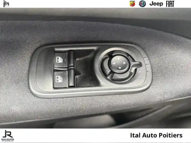 Fiat 500 e 95ch pack confort my23 — photo 12