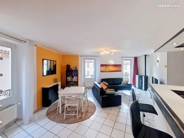 Duplex rénové, esprit maison - 104 m² (132 m² utiles) - Pont-de-Claix