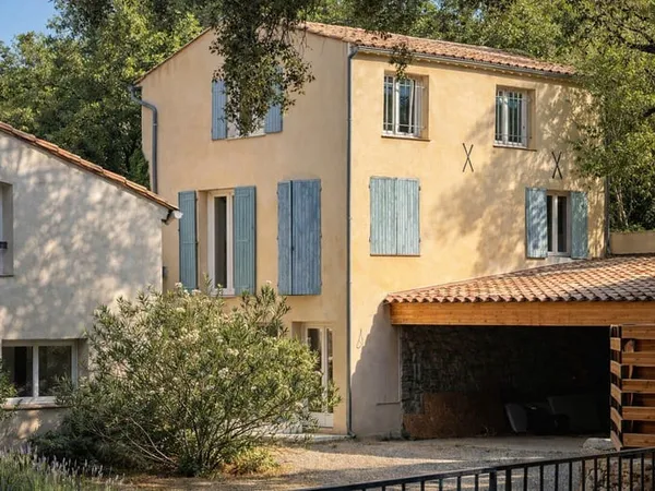 Maison Location Saint-Maximin-la-Sainte-Baume 4p 95m² 1350€