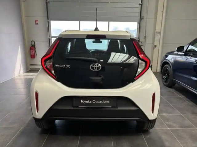 Toyota Aygo X 1.0 vvt-i 72ch dynamic my23 — photo 5