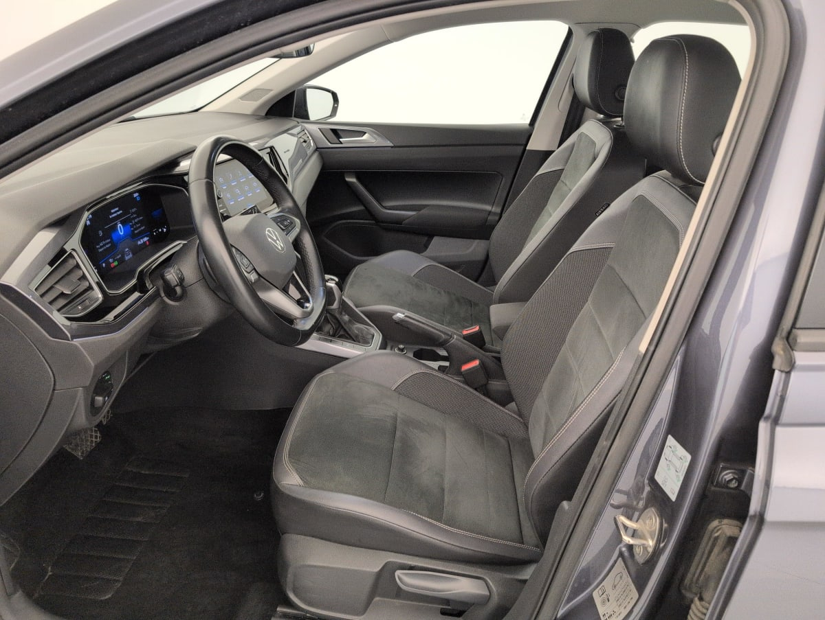 Volkswagen Polo — photo 14