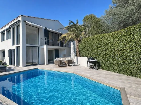 Maison individuelle d'exception avec piscine, La Turbie
