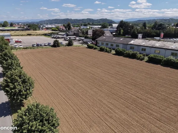 Terrain 2000 m² Lescar