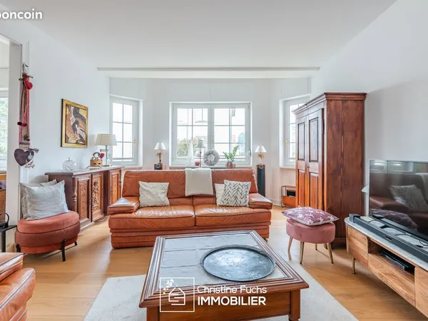 Appartement élégant, 113 m2 avec jardin, proche centre-ville