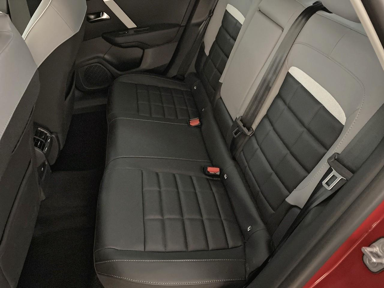 Citroën C4 X hybride 145 ch e-dcs6 max — photo 10