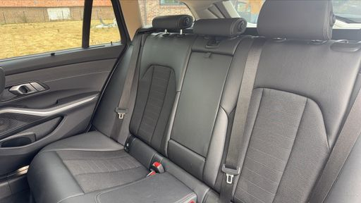 BMW Serie 3 Touring 330d 265 Steptronic8 - Business – 2020 – 172738 km – Diesel – Boîte Automatique — photo 20