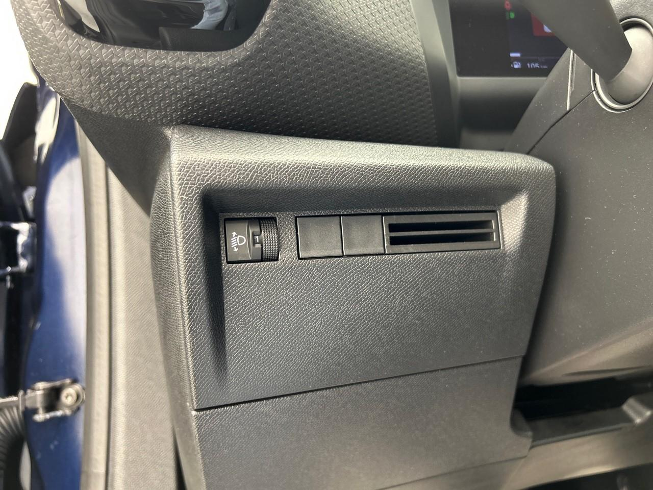 Citroën C4 hybride 136 e-dcs6 plus — photo 20