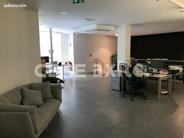 Bureaux, local commercial 161 m² ANNEMASSE
