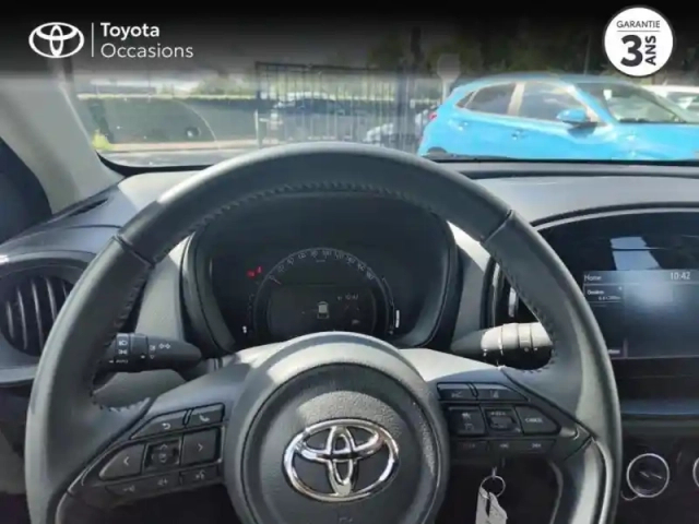 Toyota Aygo X 1.0 vvt-i 72ch dynamic — photo 13