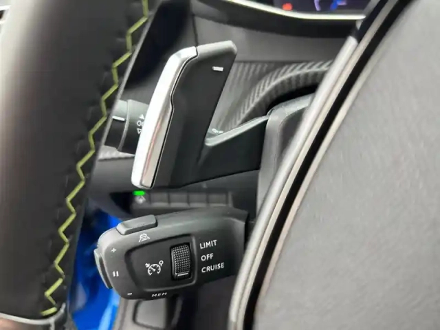 Peugeot 208 hybrid 110 e-dcs6 — photo 56