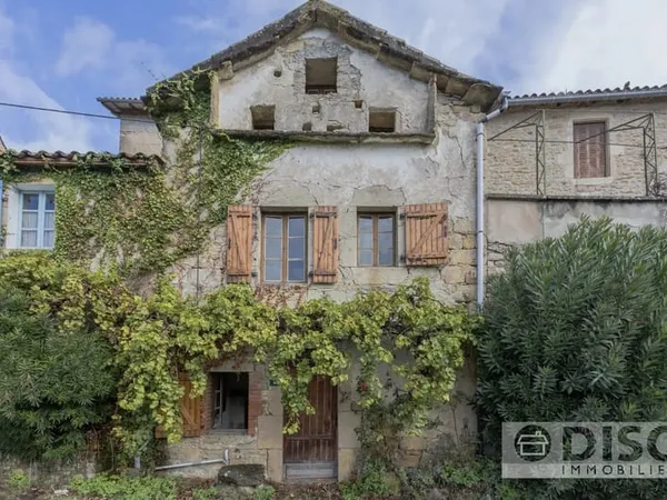 Charmante petite maison dans le village de Verfeil-sur-Seye