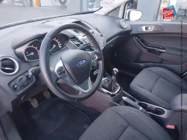 Ford Fiesta 1.0 ecoboost 100ch stop&amp;start titanium 5p — photo 16