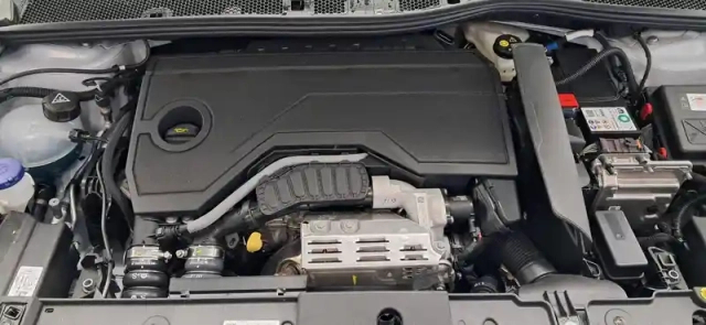 Opel Corsa 1.2 turbo hybrid 110 ch autom — photo 9