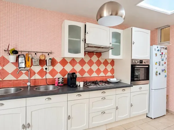 État irréprochable pour cette coquette maison de centre ville
