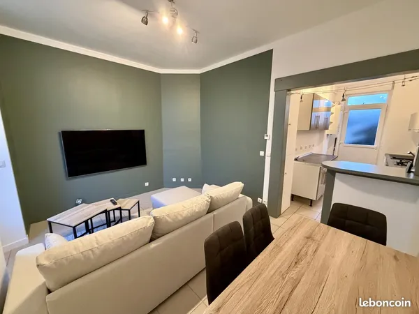 Location | Appartement | 2p | 1ch | 44 m² | Château-Landon | Expo Sud | Terrasse · Jardin