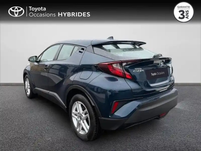 Toyota C-Hr 1.8 hybride 122ch dynamic e-cvt — photo 2