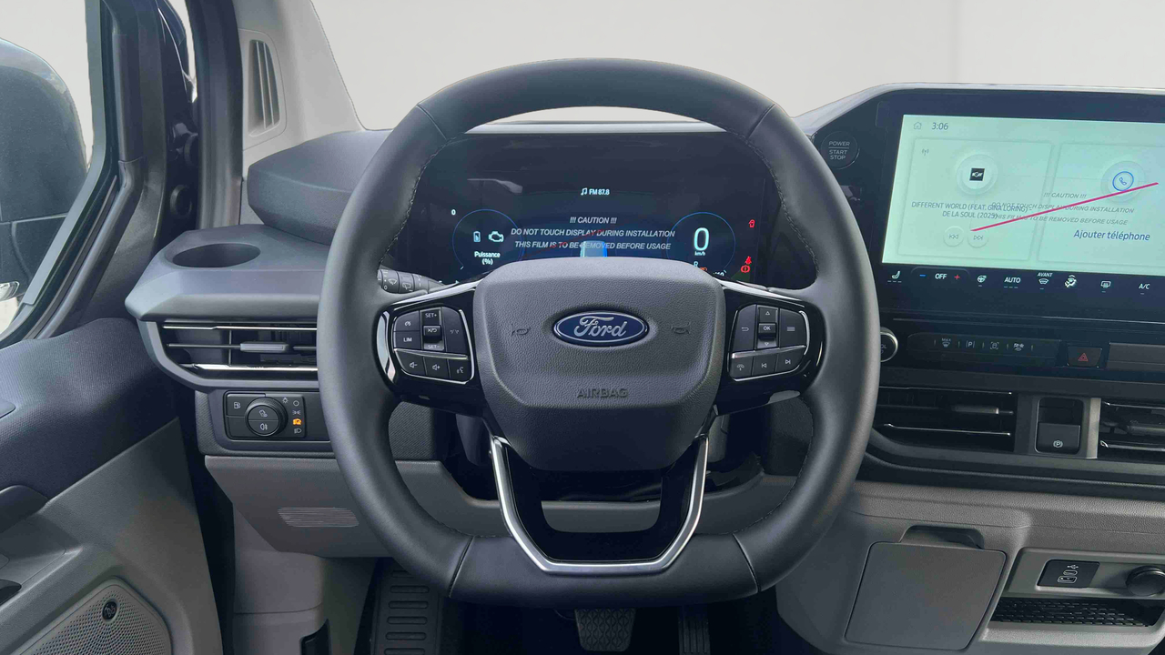 Ford Tourneo Custom 340 L2H1 2.5 Duratec 232 ch PHEV CVT — photo 10