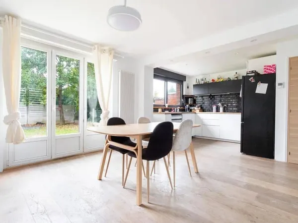 Maison 6 pièces 80 m²
