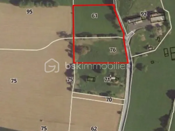 Terrain 9003 m²